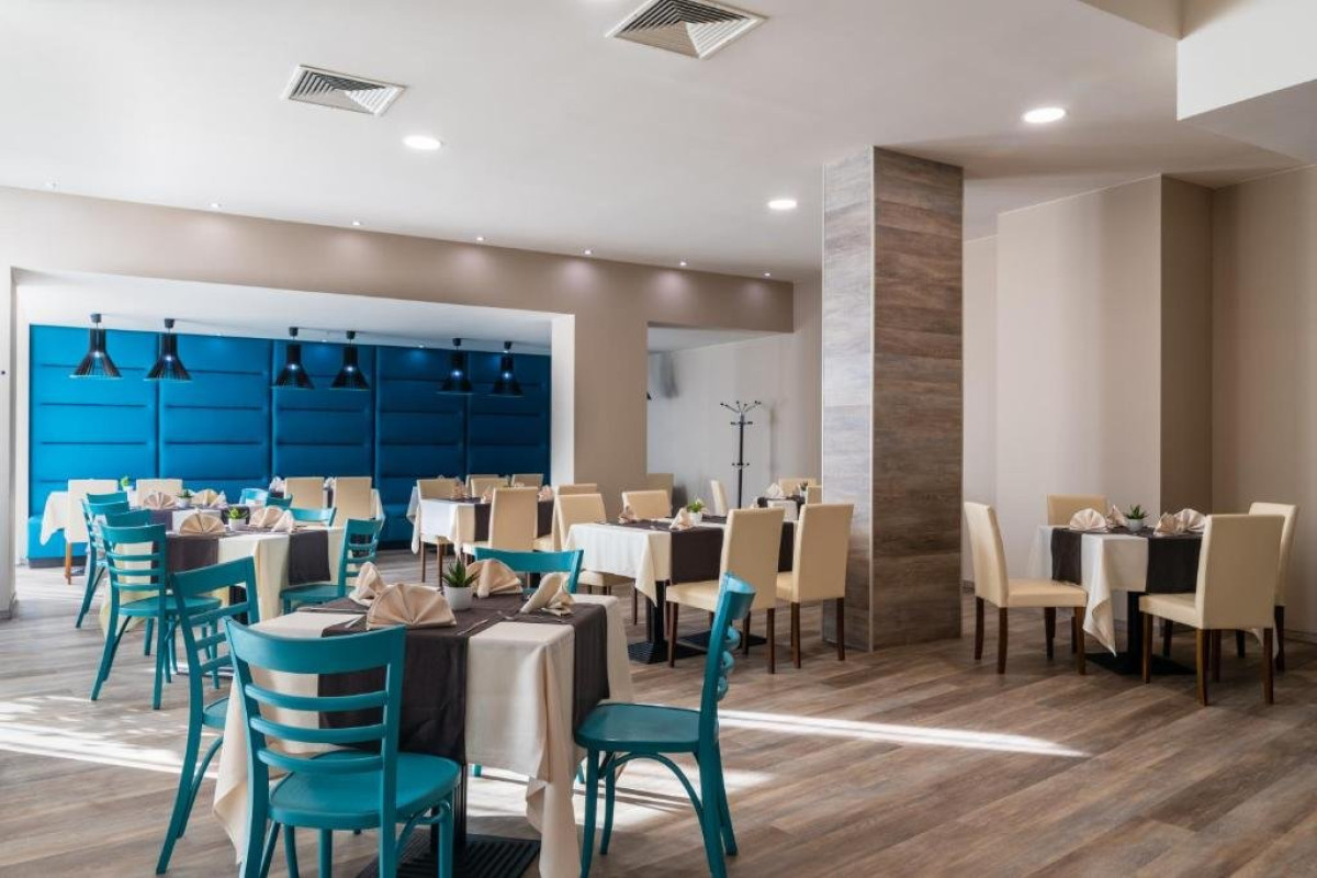 AZALIA Hotel
