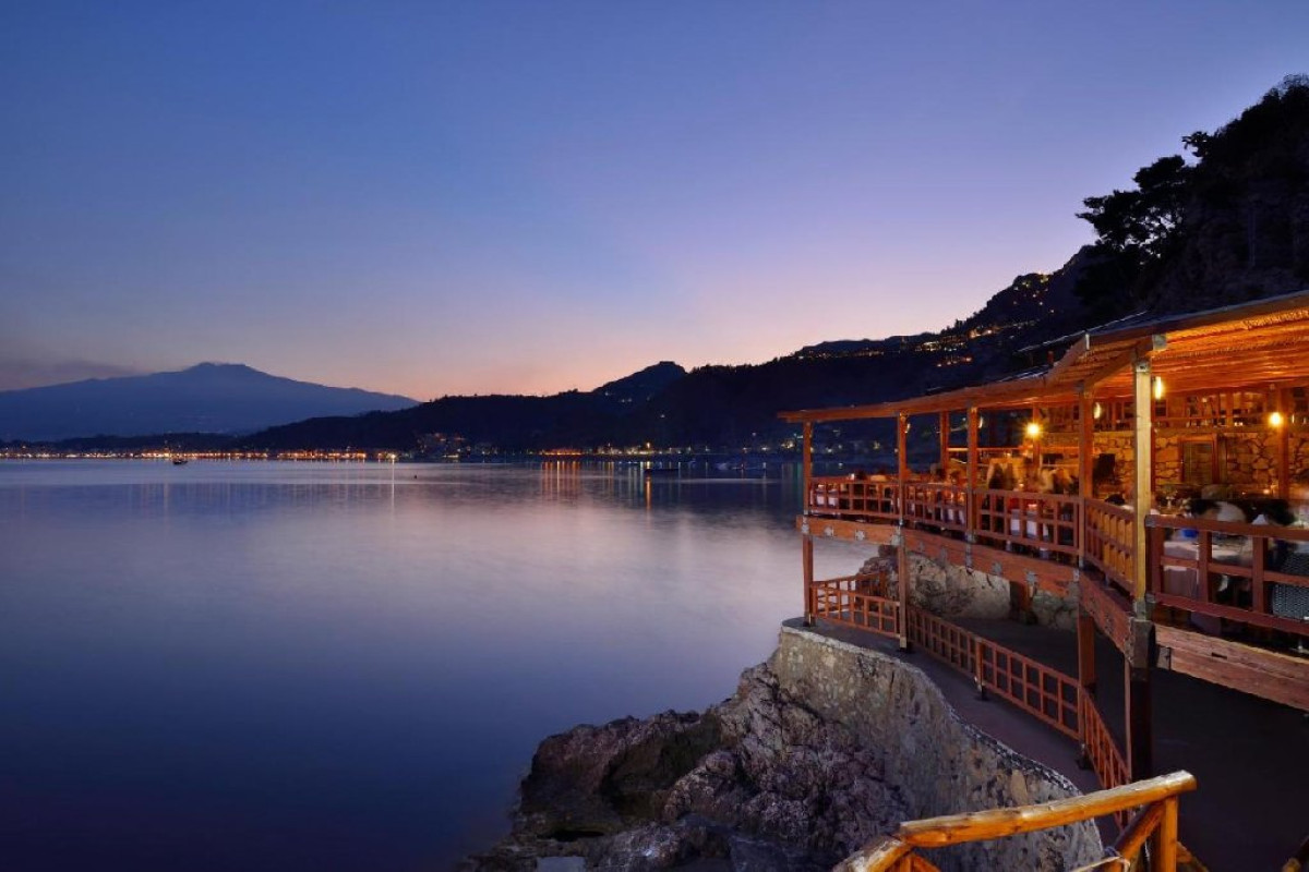 UNAHOTELS Capotaormina