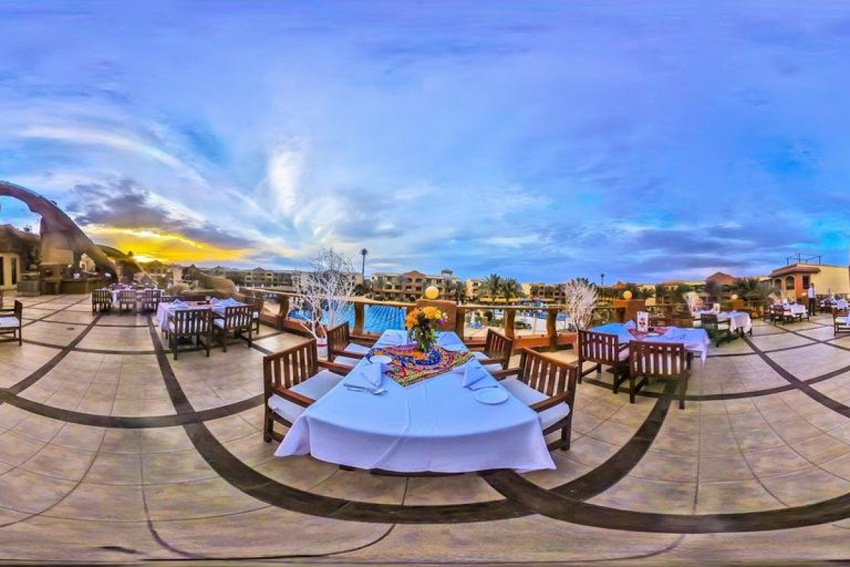 Regency Plaza Aqua Park and Spa Resort