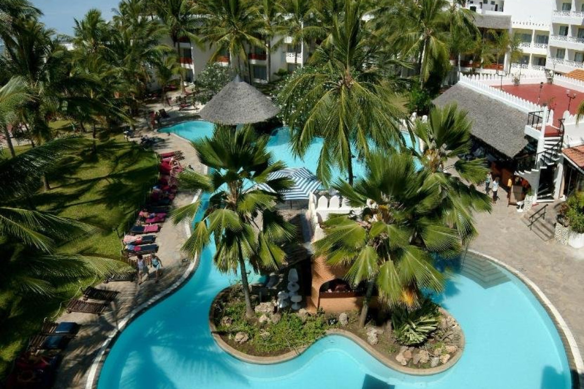 Bamburi Beach Resort (R)
