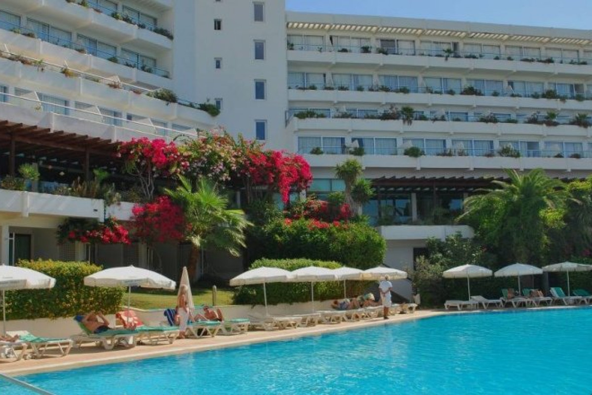 Grecian Sands