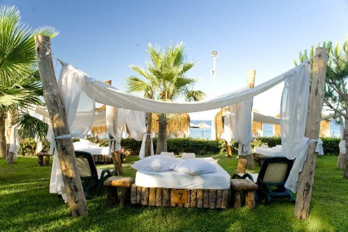 PALOMA RENAISSANCE RESORT