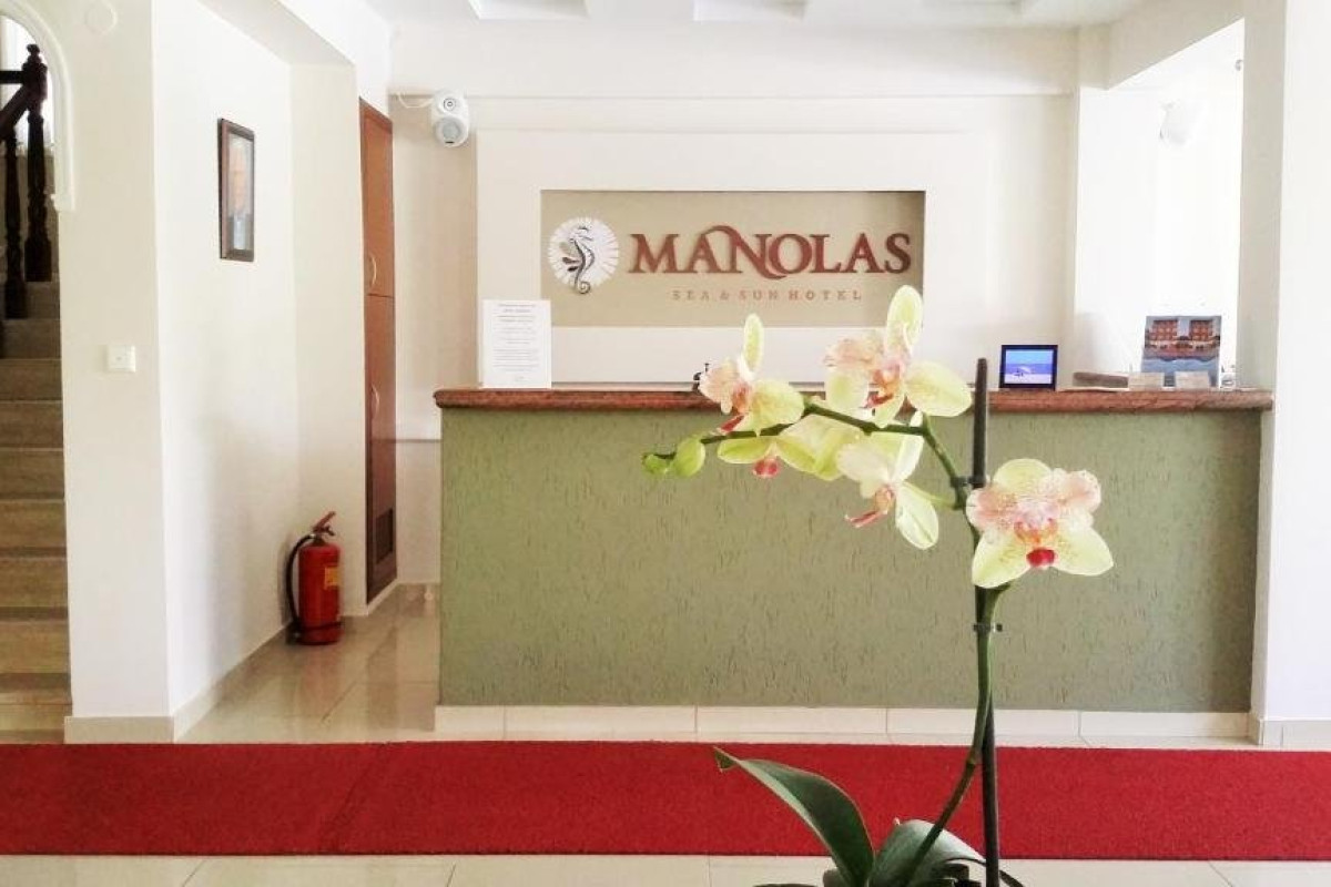 Hotel Manolas