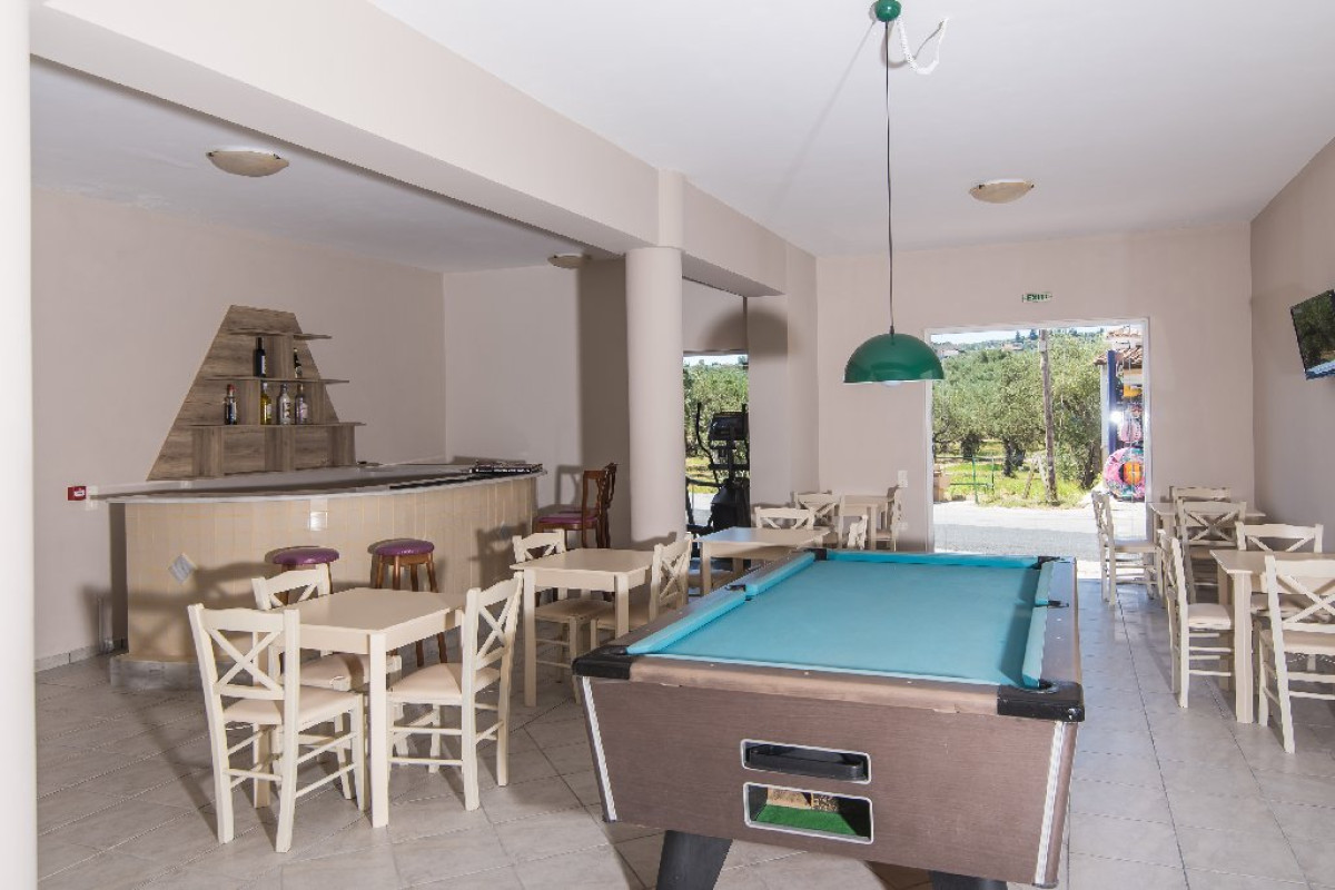 Maistrali Hotel (Tragaki )