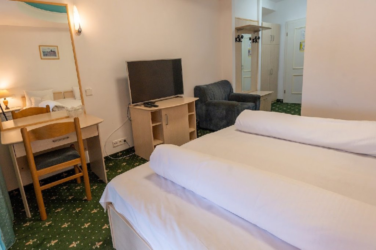 Hotel IADOLINA
