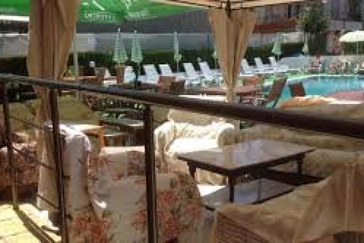 APARTHOTEL ANIXI