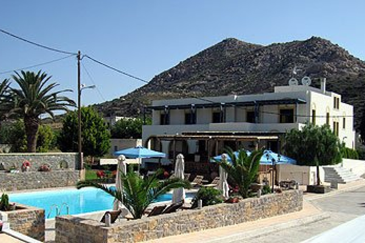 Emporios Bay (Emborios)