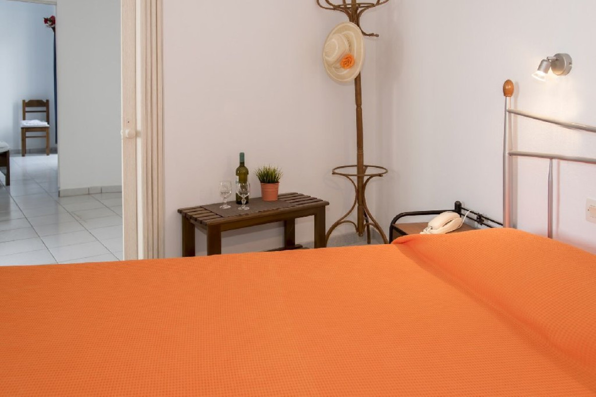 Heliovasilema Studio - Pollonia (Milos)