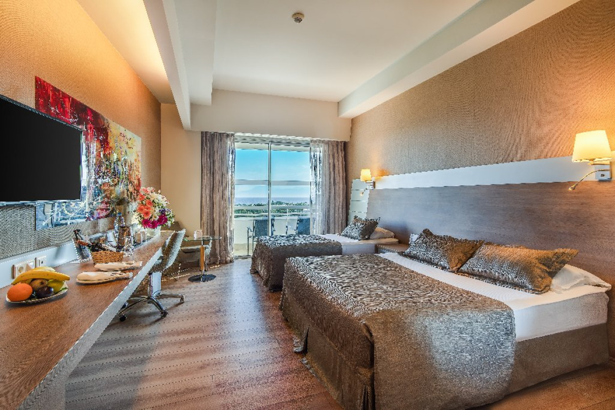 CONCORDE DE LUXE RESORT HOTEL