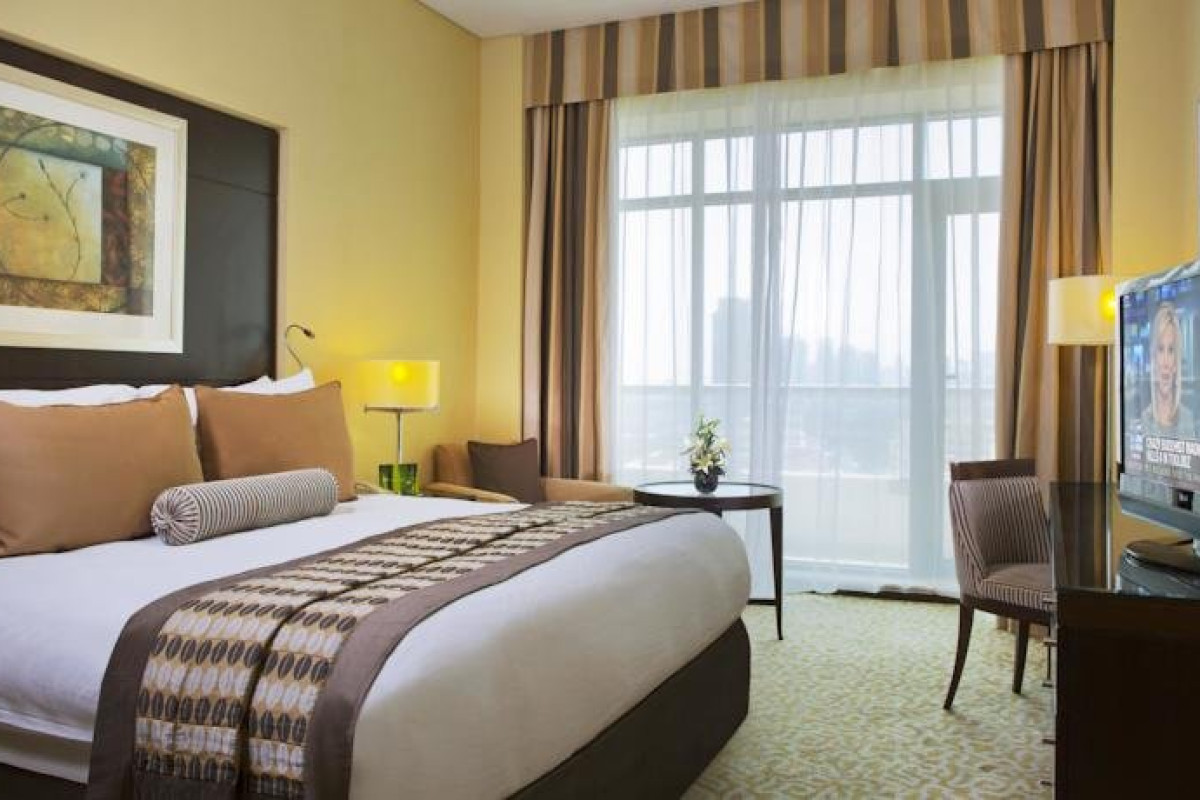 TIME OAK HOTEL