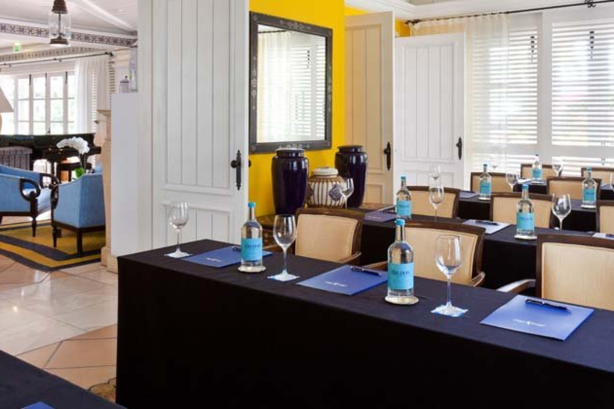 Seaside Grand Hotel Residencia