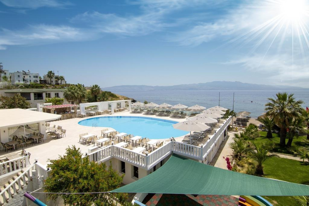 CHARM BEACH HOTEL (Akyarlar)