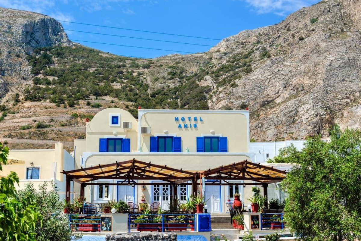 Akis Hotel (Kamari Santorini)