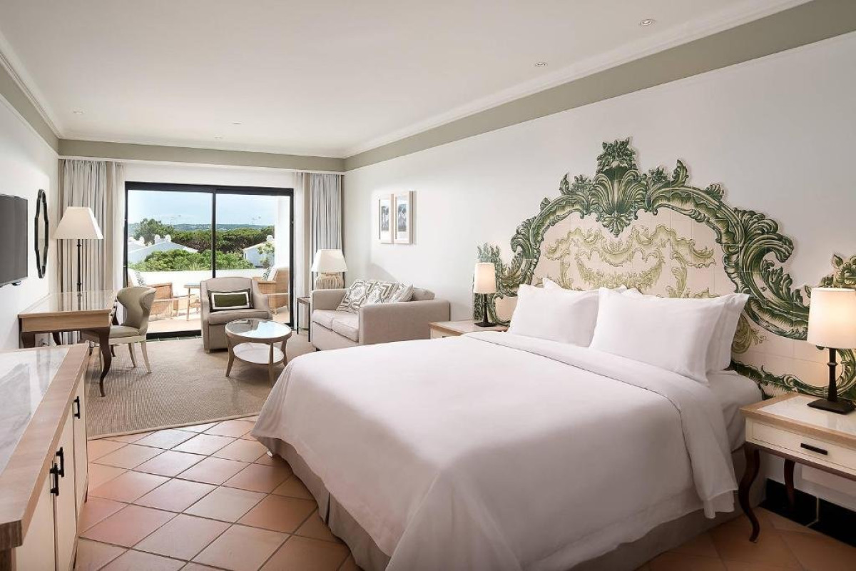 Pine Cliffs Hotel, a Luxury Collection Resort
