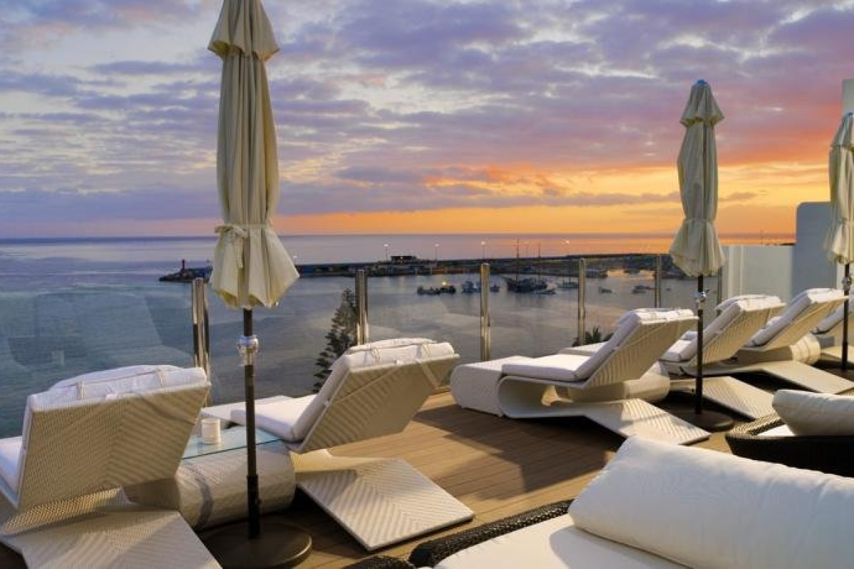 H10 Big Sur (Adults Only 18+)