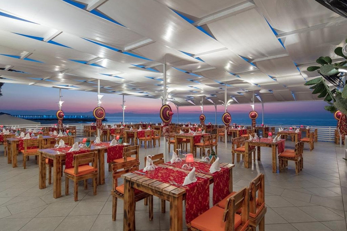 RIXOS SUNGATE