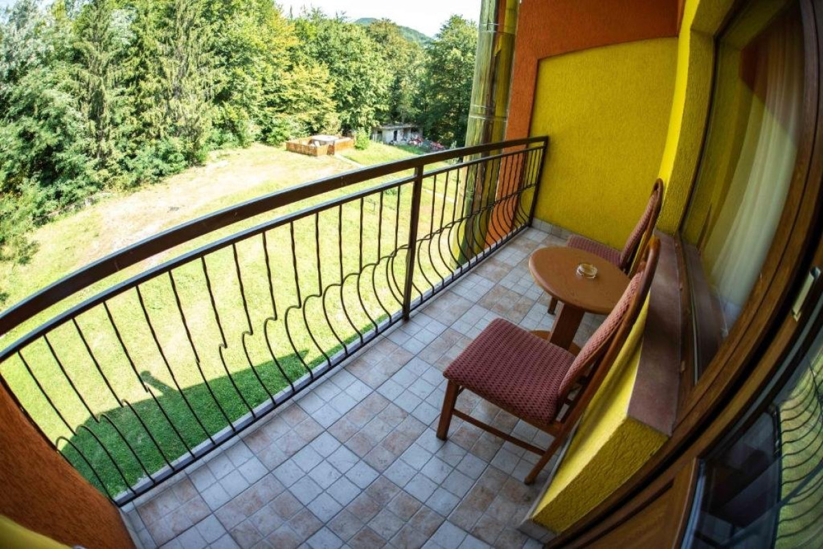 HOTEL TREI BRAZI.