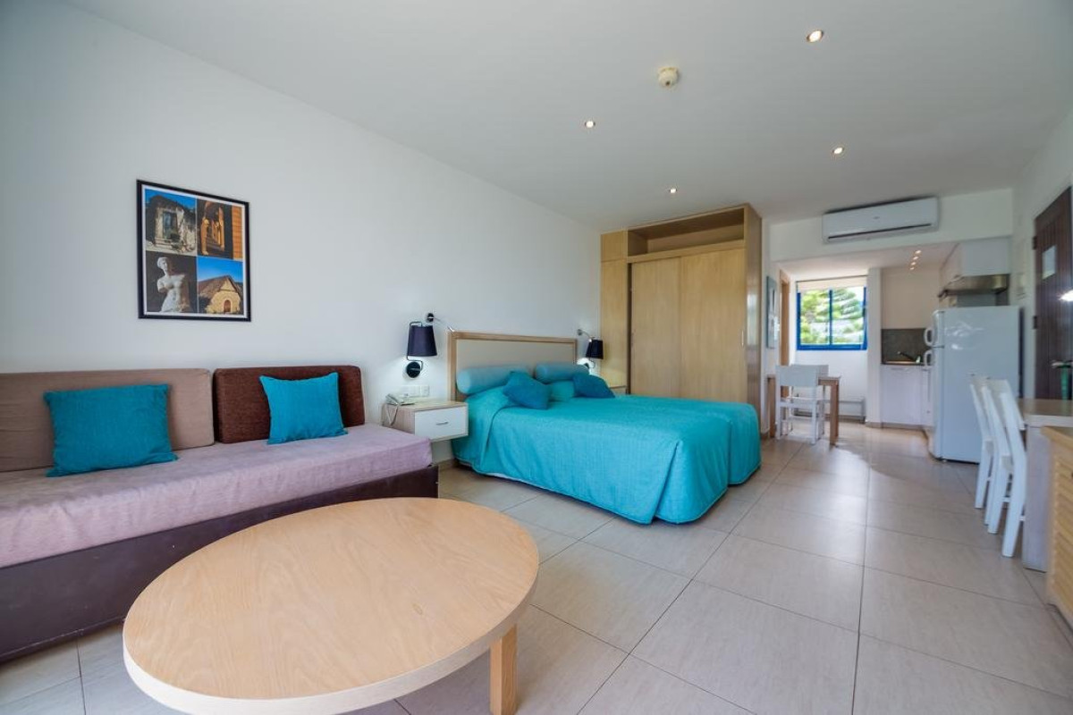 Callisto Holiday Village