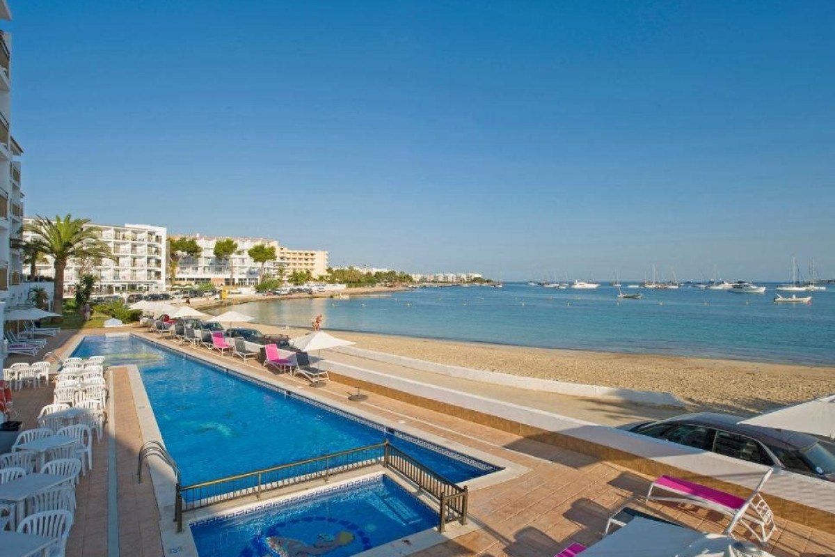 VIBRA SESTANYOL HOTEL