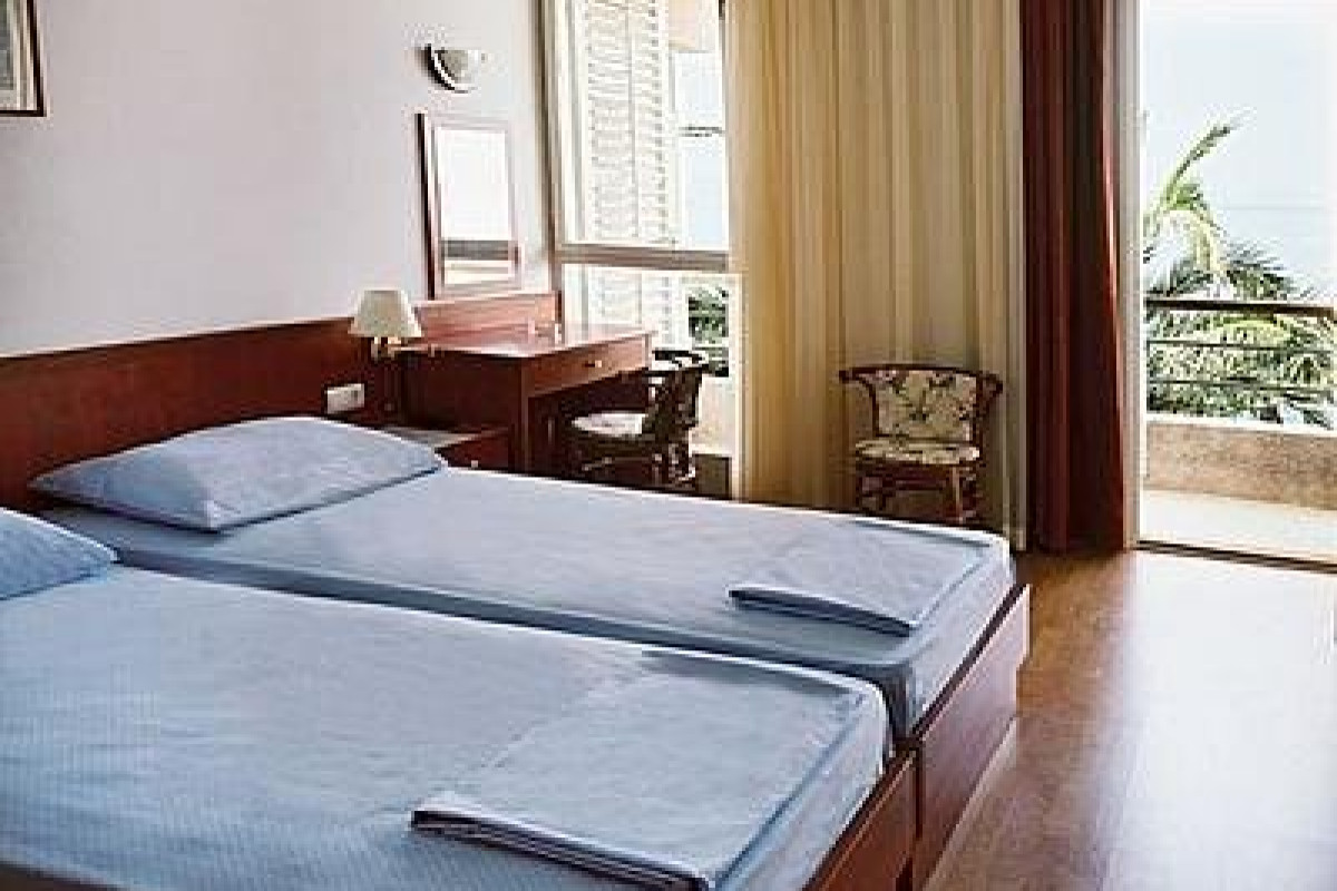 Hotel Aurora (Podgora)
