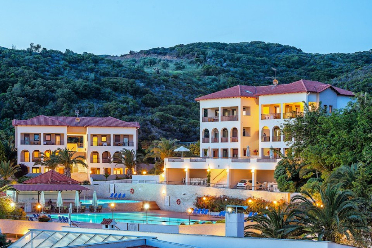 Theoxenia Hotel (Ouranoupolis, Athos)