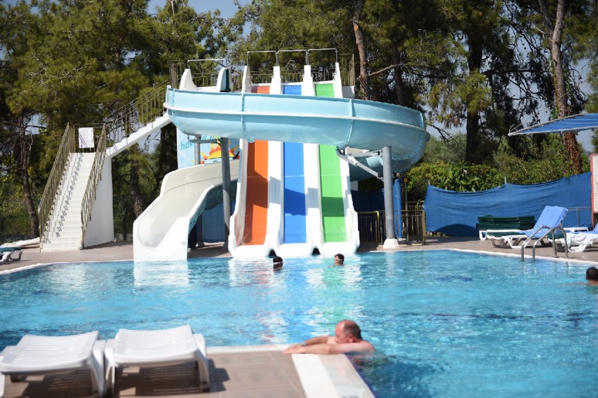 LINDA RESORT HOTEL