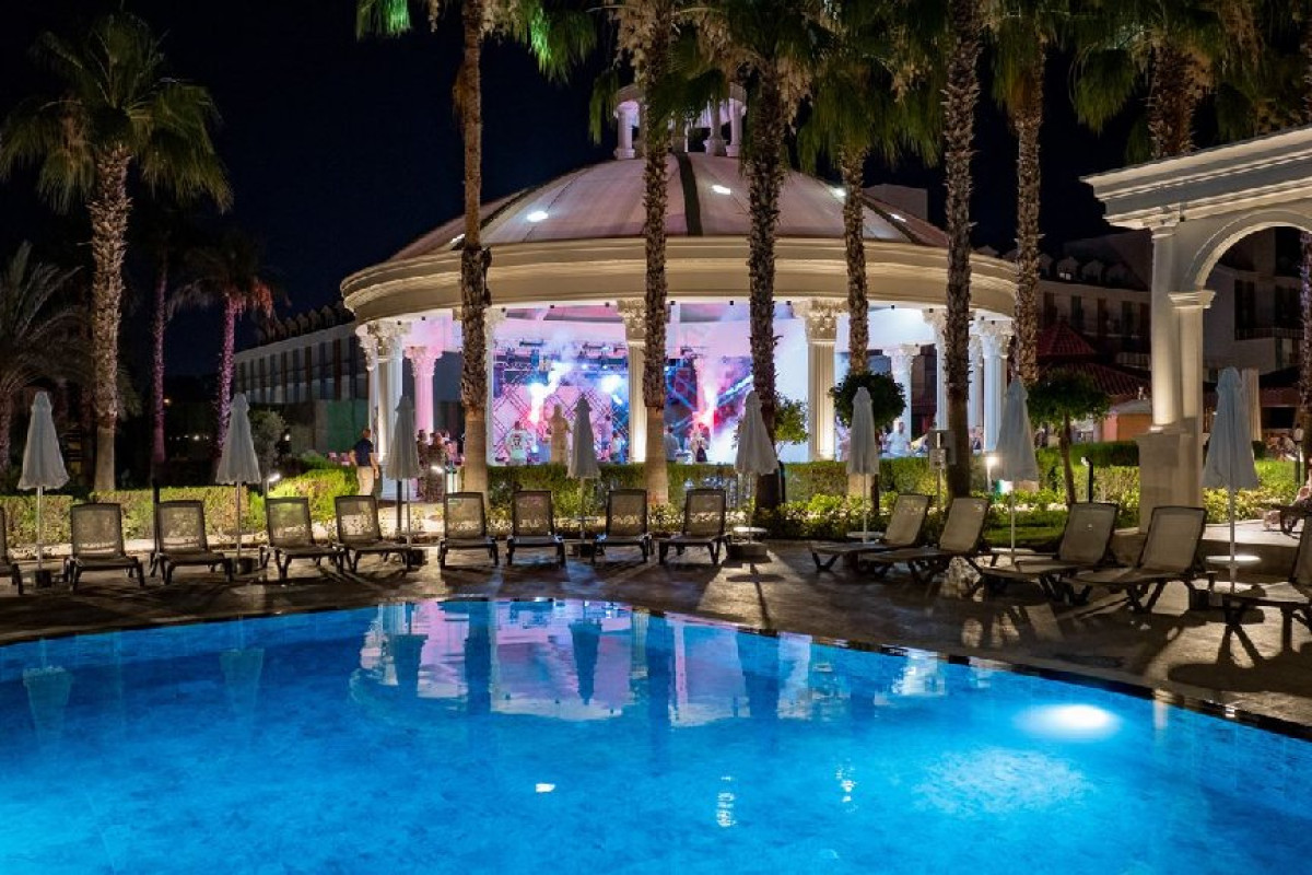 NUMA CLUB SIDE