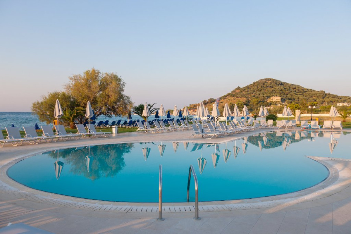 Alykanas Village (Alykanas)
