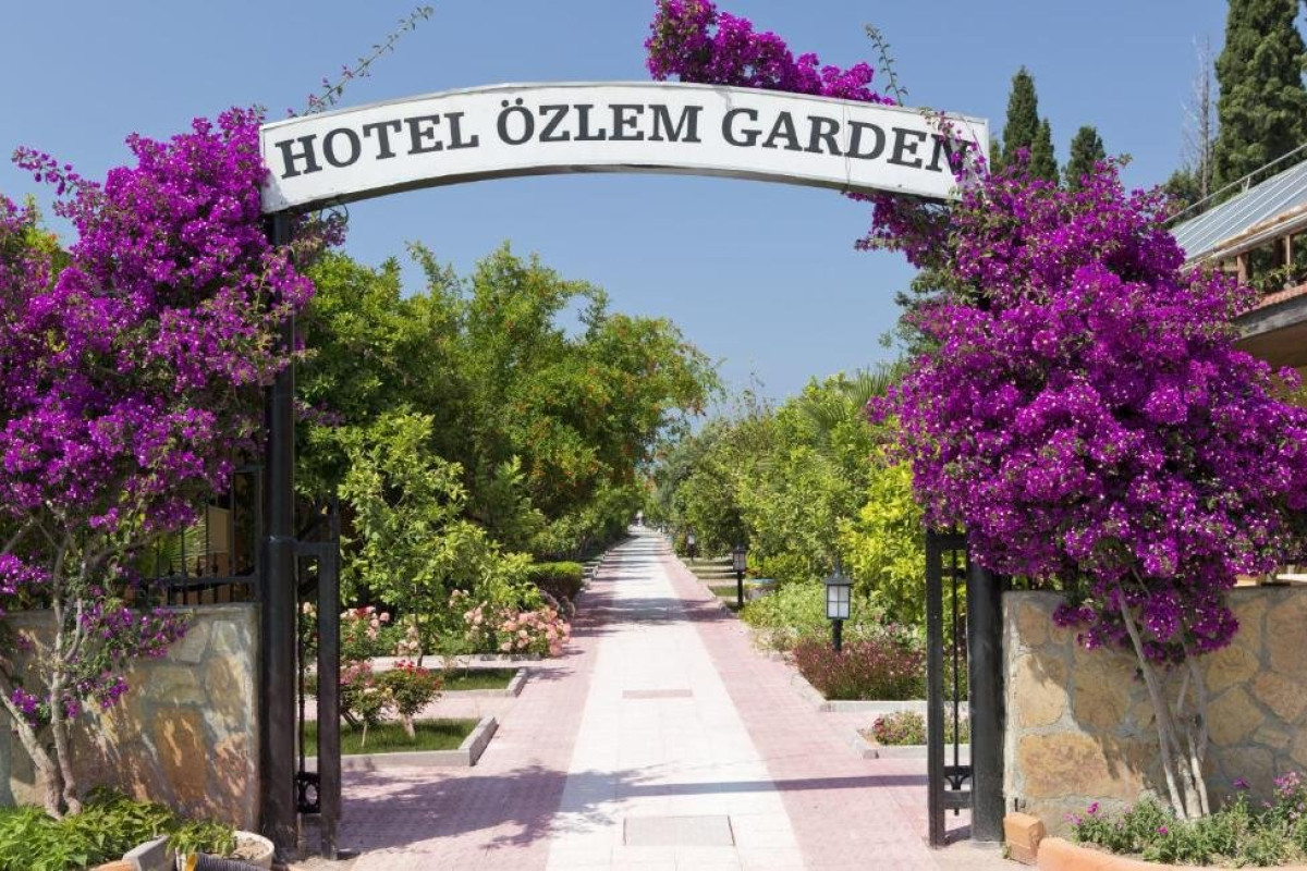OZLEM GARDEN