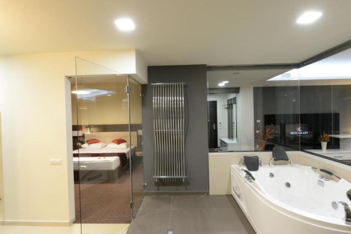 Hotel Galaxy