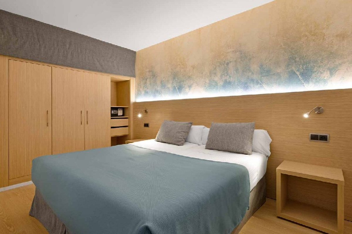 Aparthotel Fontanellas Playa