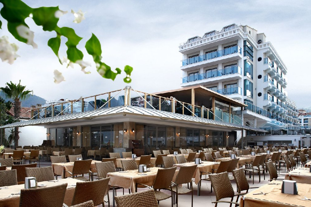 EMRE HOTEL AND BEACH