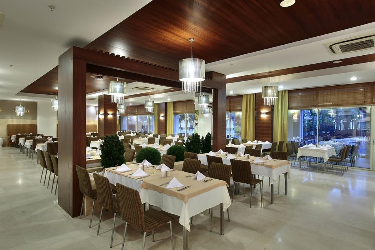 SUNIS EVREN BEACH RESORT