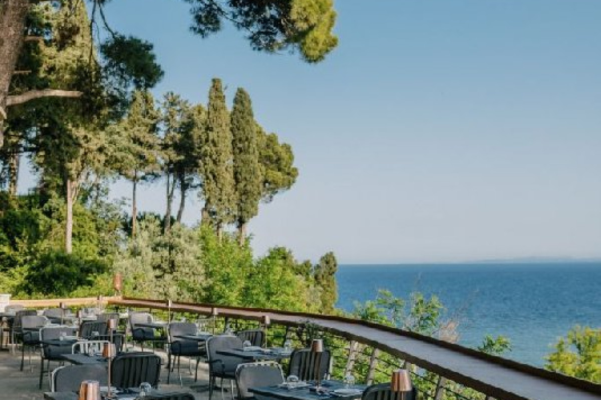 Corfu Holiday Palace (Kanoni)