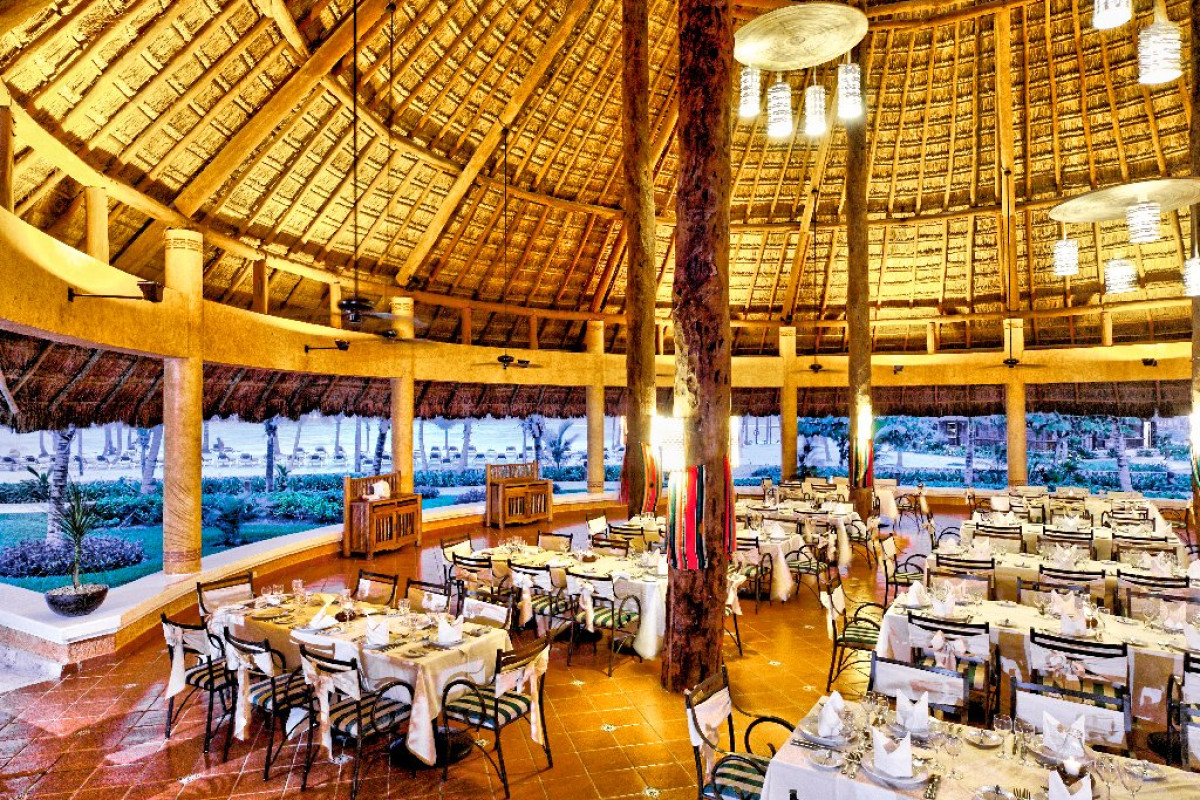 Barcelo Maya Grand Resort