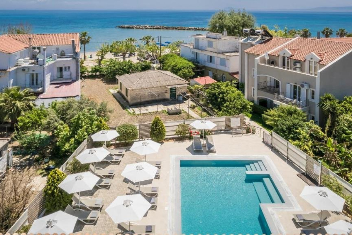 Notos Luxury Studios Apartments