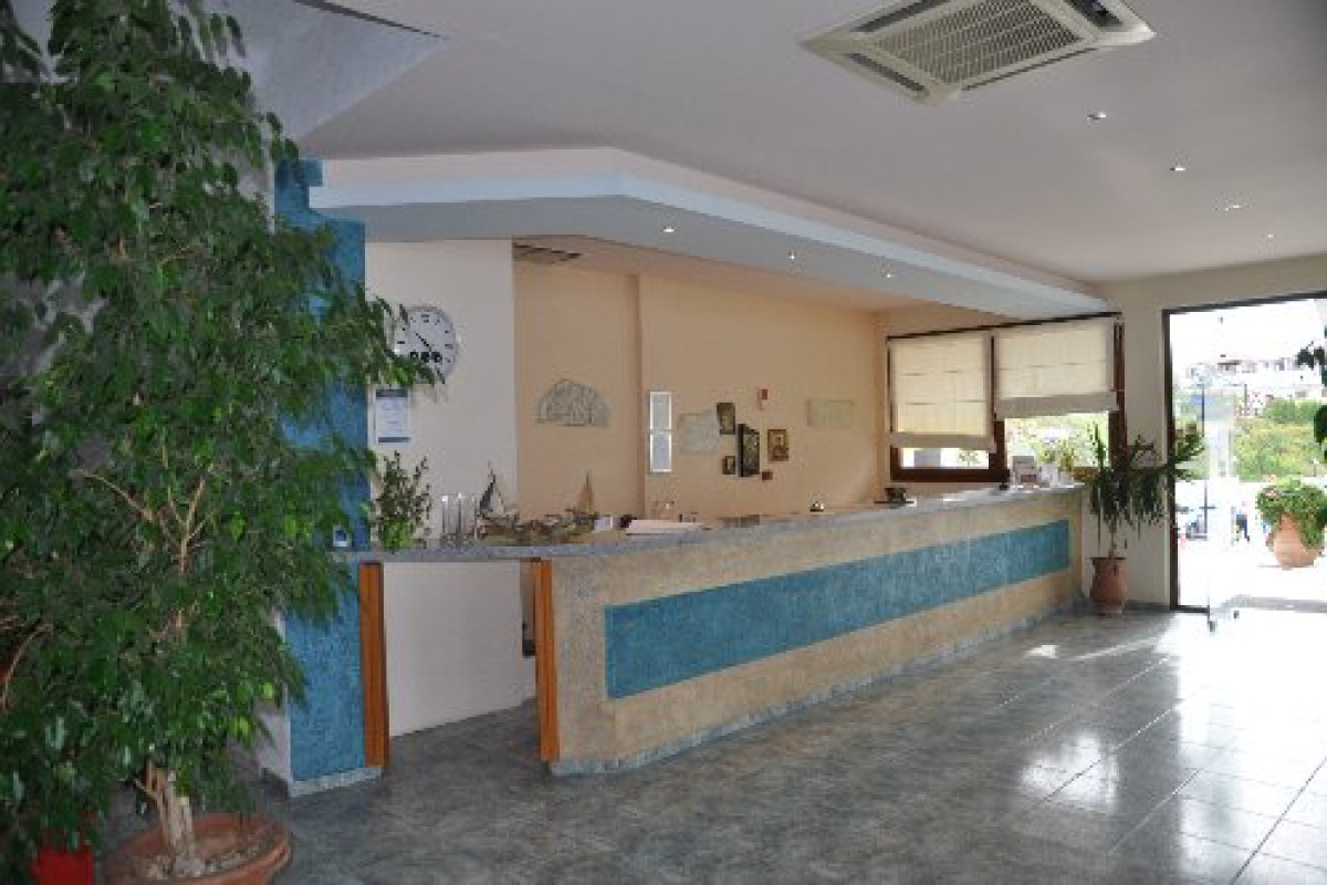 Akti Ouranoupoli (Ouranoupolis, Athos)