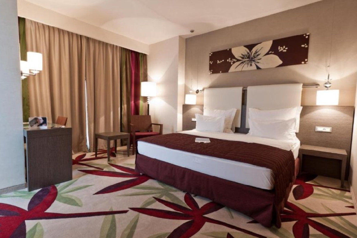 Hotel Golden Tulip Ana Dome
