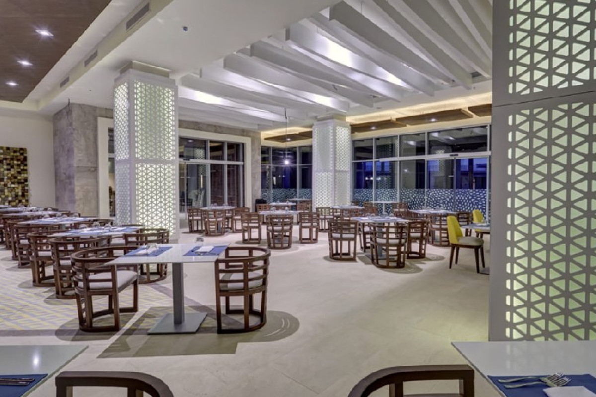 ROYALTON BAVARO RESORT AND SPA