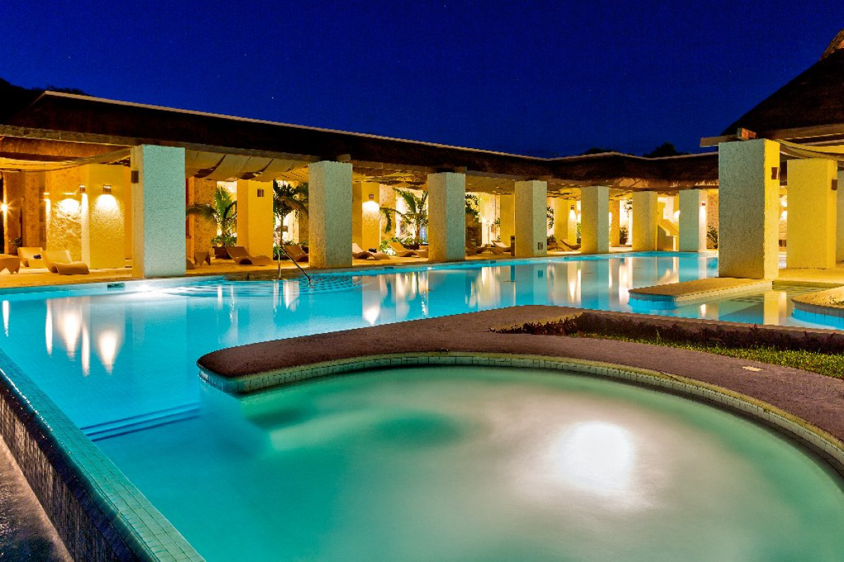 Grand Palladium White Sand Resort and Spa