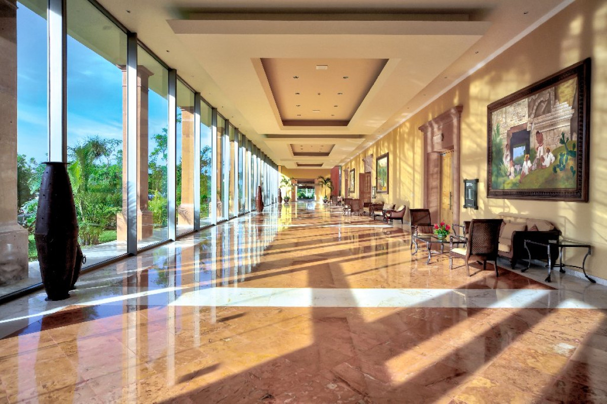 Barcelo Maya Grand Resort