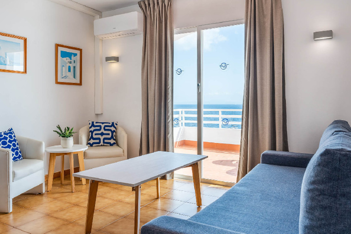 Globales Apartamentos Cala Vinas