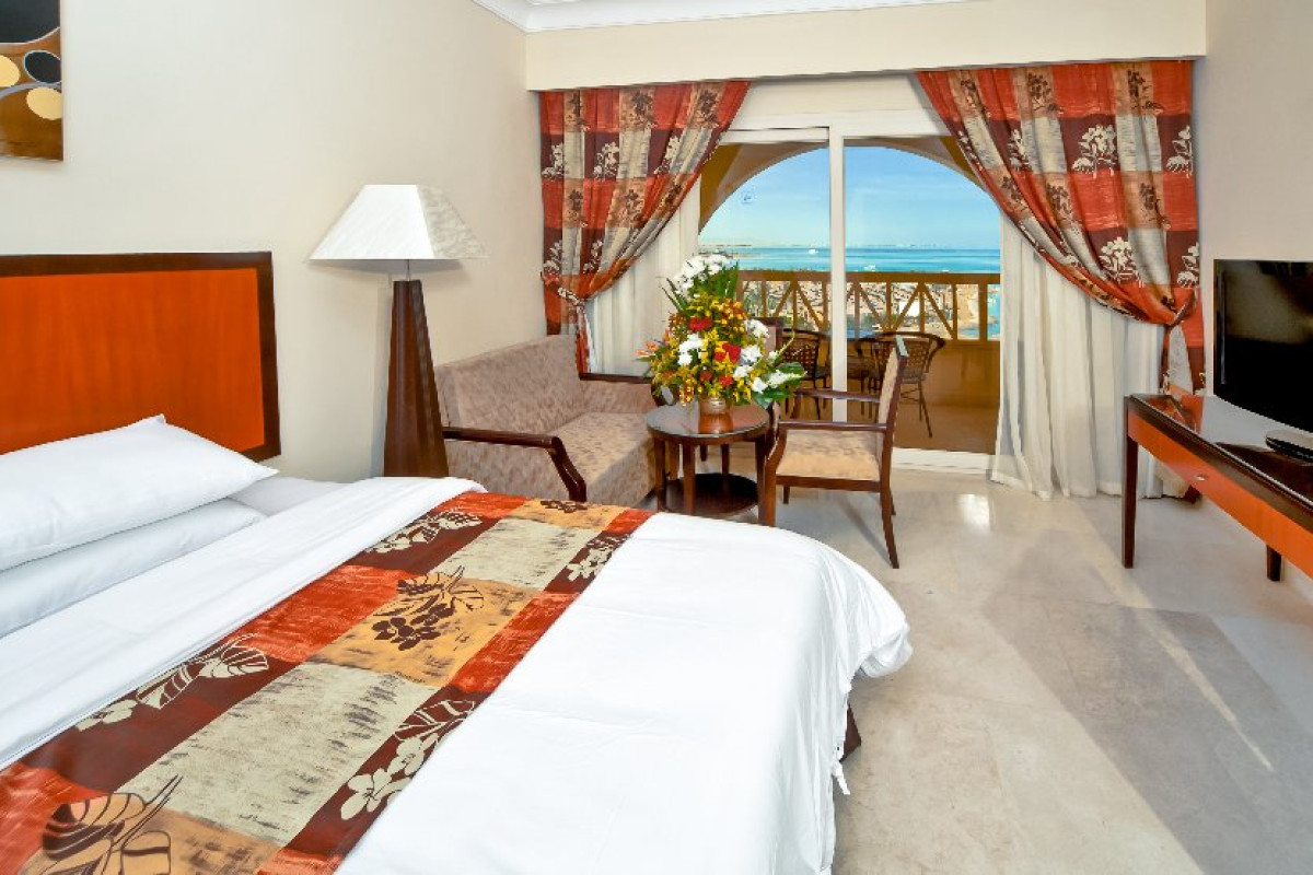AMC ROYAL HOTEL (Recomandat 4*)