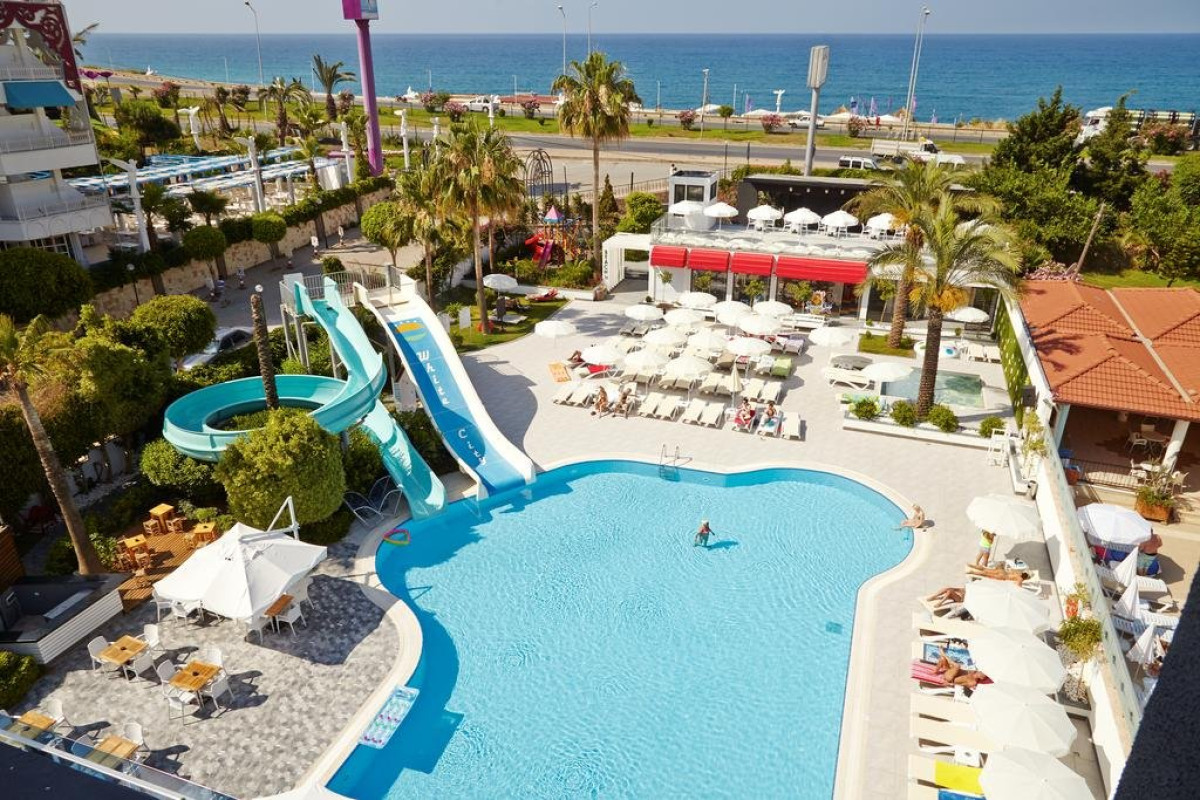 WHITE CITY BEACH HOTEL +16 (ADULT ONLY)