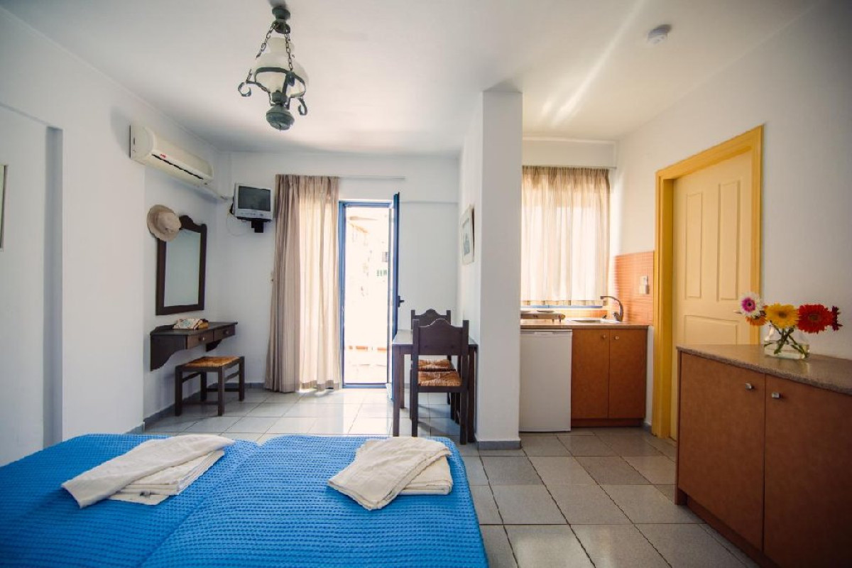 Iliana Apartments (K)