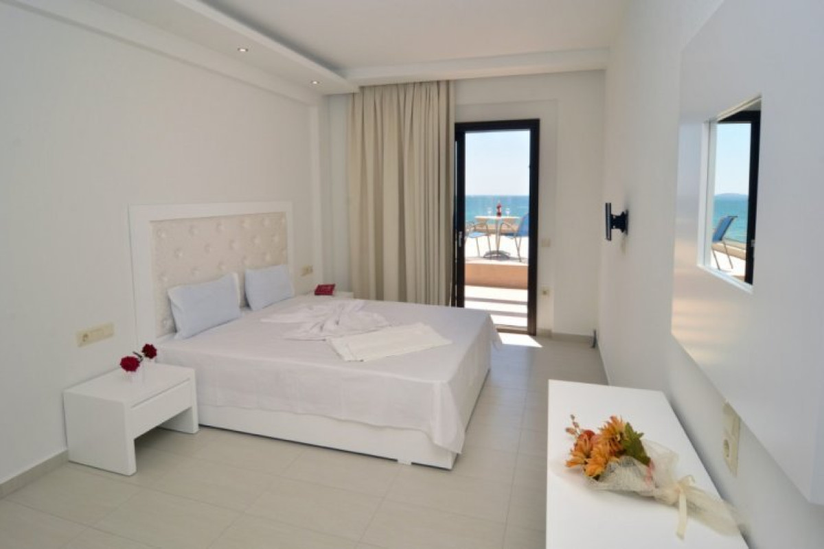 Blue View Hotel (Limenaria)
