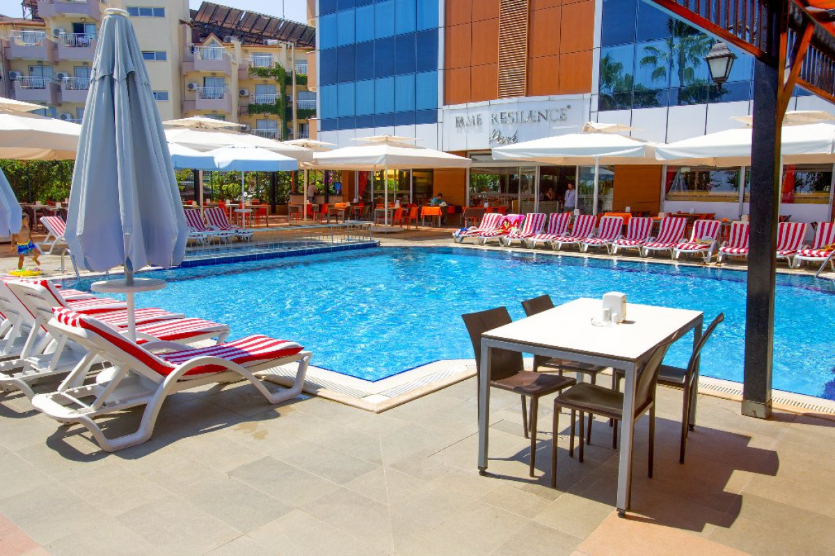 FAME BEACH HOTEL