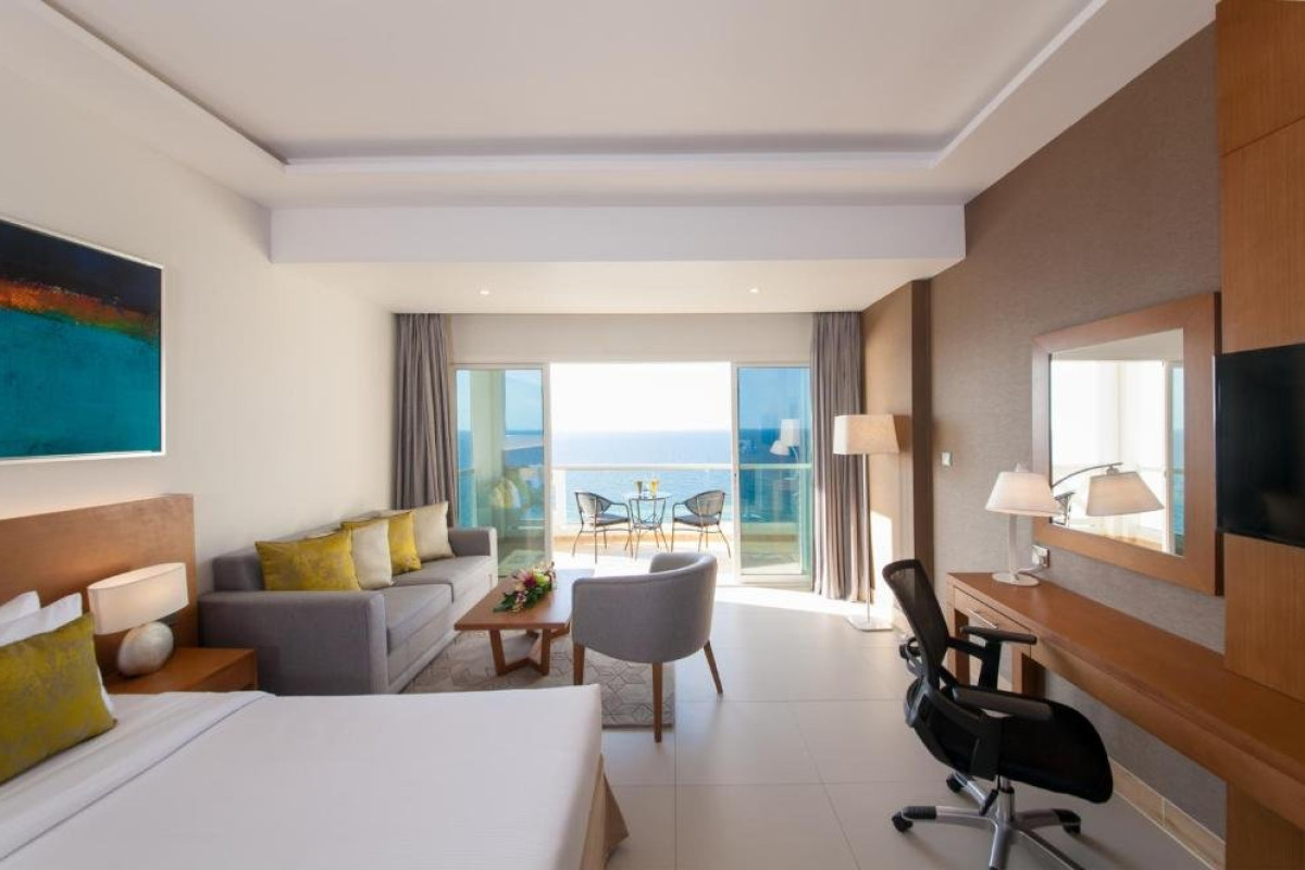 Bahi Ajman Palace Hotel