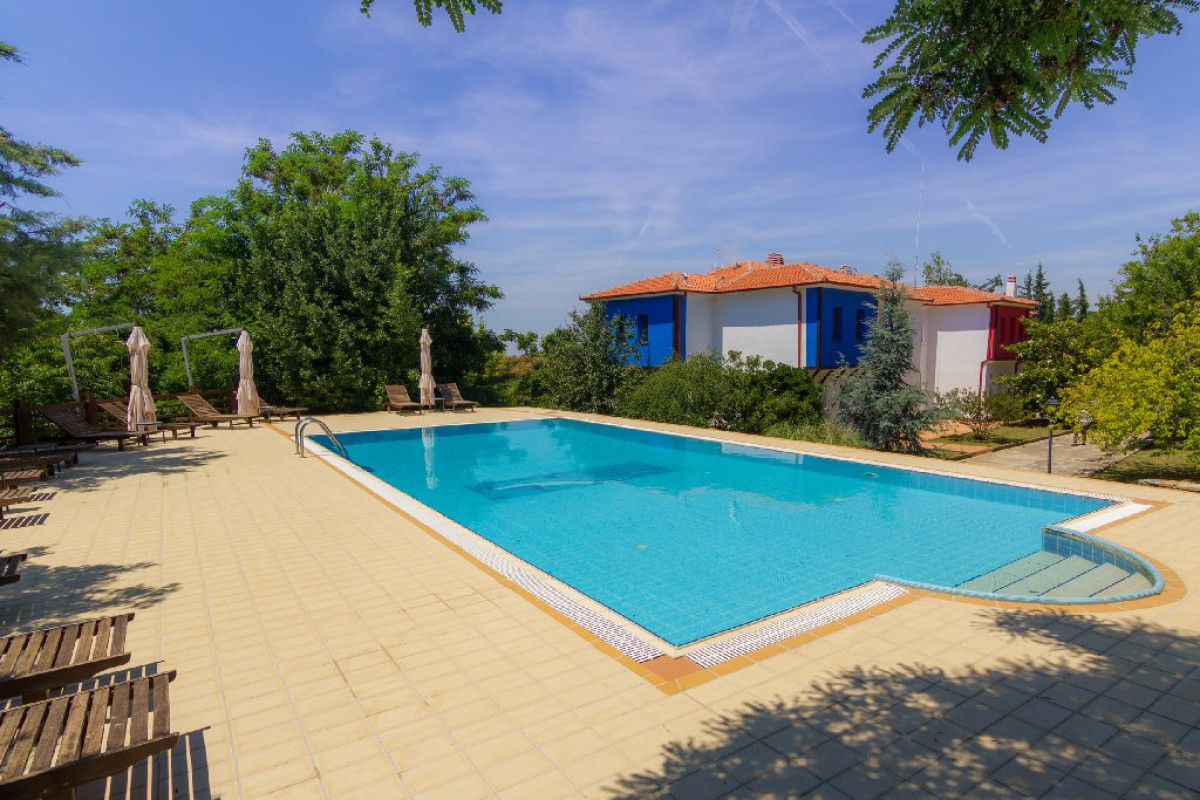 Roxani Country House