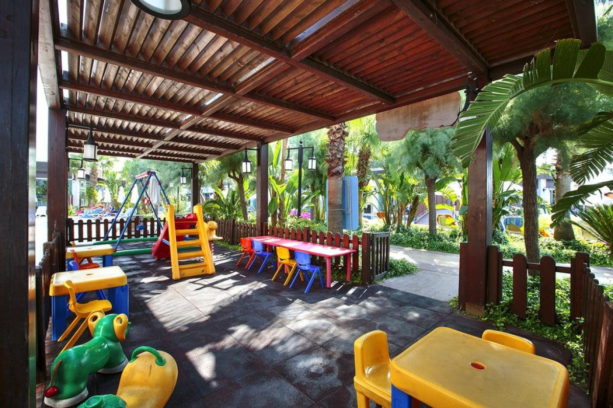 SUNIS EVREN BEACH RESORT